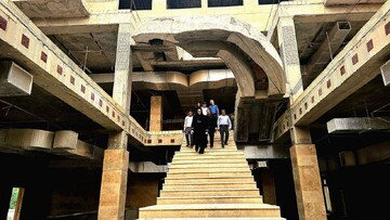 بازدید دبیرکل نهاد از کتابخانه مرکزی هرمزگان