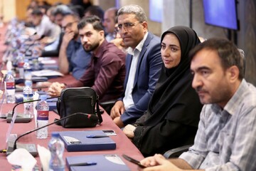 نخستین هم اندیشی کتابداران کتابخانه های سیار با حضور دبیرکل نهاد