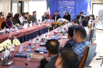 نخستین هم اندیشی کتابداران کتابخانه های سیار با حضور دبیرکل نهاد