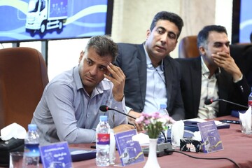 نخستین هم اندیشی کتابداران کتابخانه های سیار با حضور دبیرکل نهاد