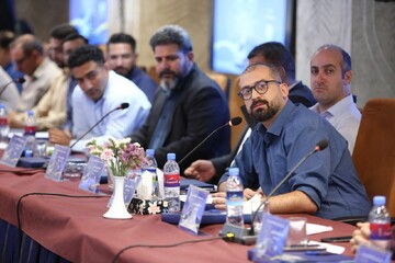 کارگاه هم اندیشی و انتقال تجربه کتابداران کتابخانه های سیار