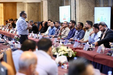 کارگاه آموزشی «ارتباط مؤثر با مخاطبان» در دومین روز هم‌اندیشی کتابداران سیار