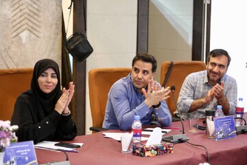 نشست صمیمی کتابداران سیار نهاد با میثم ساجدی فر کتابدار سیار کانون پرورش فکری کودکان و نوجوانان