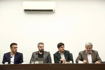 شصت و یکمین جلسه هیات امنای نهاد کتابخانه های عمومی کشور با حضور وزیر فرهنگ و ارشاد اسلامی