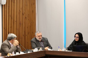 شصت و یکمین جلسه هیات امنای نهاد کتابخانه های عمومی کشور با حضور وزیر فرهنگ و ارشاد اسلامی