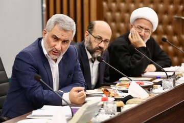 شصت و یکمین جلسه هیات امنای نهاد کتابخانه های عمومی کشور با حضور وزیر فرهنگ و ارشاد اسلامی