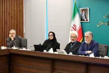 شصت و یکمین جلسه هیات امنای نهاد کتابخانه های عمومی کشور با حضور وزیر فرهنگ و ارشاد اسلامی