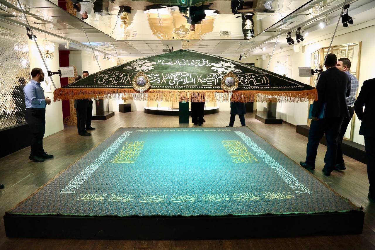 سفیرانی برای کتاب در گوشهگوشه خاک پرگهر