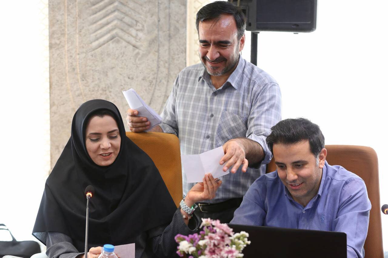 انتخاب اعضای نخستین کارگروه کتابخانه‌های سیار کشور 