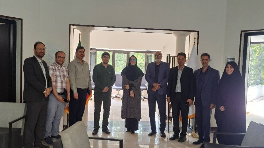 بازدید دبیرکل نهاد کتابخانه‌های عمومی کشور از پروژه کتابخانه شهید دکتر باهنر شمیرانات
