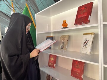 خوانش کتاب در موکب «کتاب حسینی»