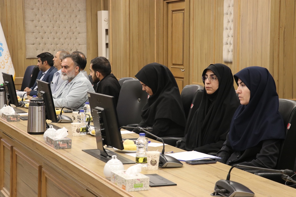 پیگیری تعهدات پیمانکار پروژه کتابخانه مرکزی امام خمینی(ره) مشهد و تشریح برنامههای فرهنگی و عمرانی سال ۱۴۰۴