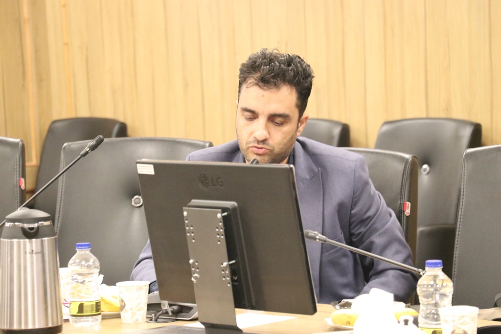 پیگیری تعهدات پیمانکار پروژه کتابخانه مرکزی امام خمینی(ره) مشهد و تشریح برنامههای فرهنگی و عمرانی سال ۱۴۰۴