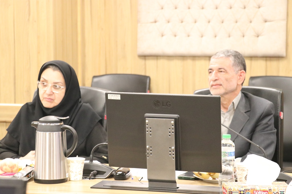 پیگیری تعهدات پیمانکار پروژه کتابخانه مرکزی امام خمینی(ره) مشهد و تشریح برنامههای فرهنگی و عمرانی سال ۱۴۰۴