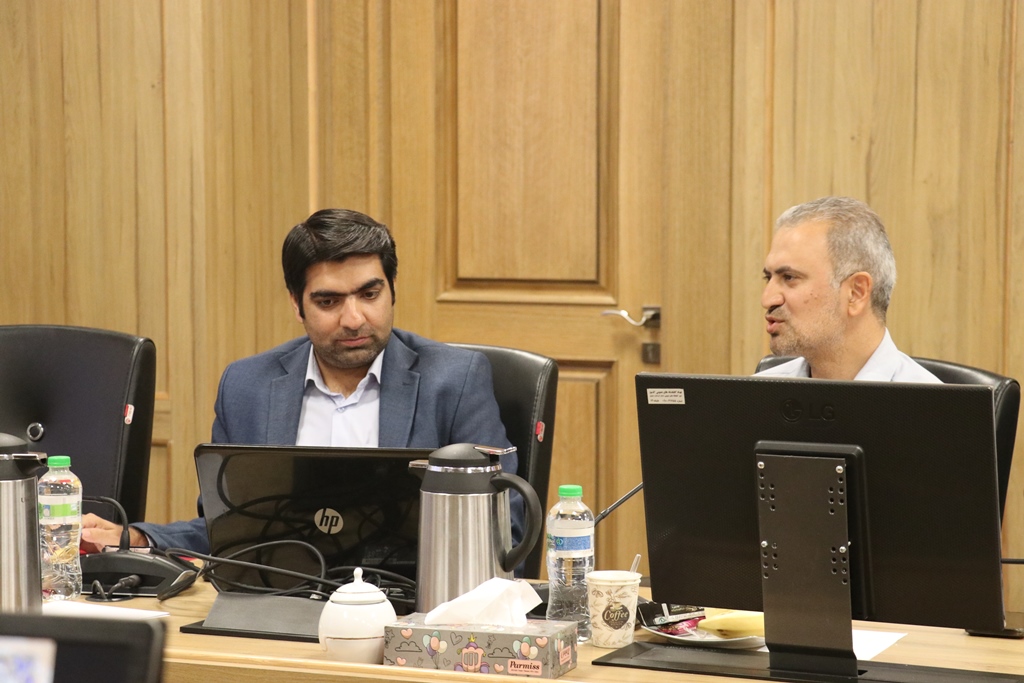 پیگیری تعهدات پیمانکار پروژه کتابخانه مرکزی امام خمینی(ره) مشهد و تشریح برنامههای فرهنگی و عمرانی سال ۱۴۰۴