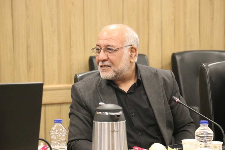 پیگیری تعهدات پیمانکار پروژه کتابخانه مرکزی امام خمینی(ره) مشهد و تشریح برنامه‌های فرهنگی و عمرانی سال ۱۴۰۴