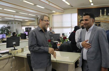 بازدید سرپرست اداره کل کتابخانه های عمومی خراسان رضوی از روزنامه خراسان