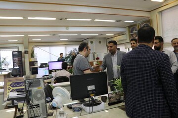 بازدید سرپرست اداره کل کتابخانه های عمومی خراسان رضوی از روزنامه خراسان