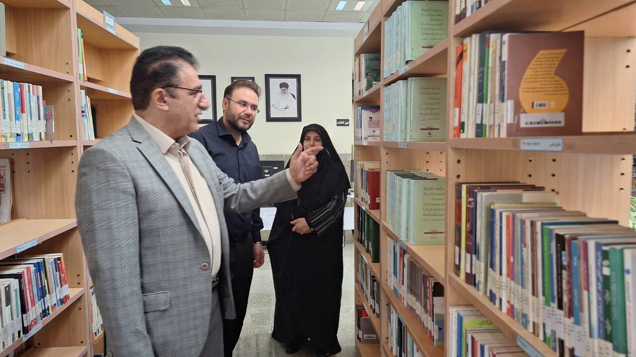 کتابخانههای عمومی، پایگاههای صددرصد فرهنگی و مردمی هستند