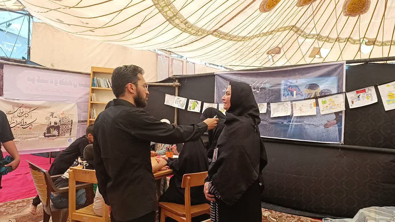 خدمترسانی کتابداران یزدی به زائران اربعین حسینی