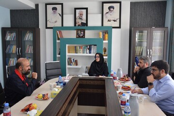 نشست صمیمی دبیرکل با کتابداران استان کرمانشاه در نهمین سفر استانی