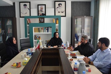 نشست صمیمی دبیرکل با کتابداران استان کرمانشاه در نهمین سفر استانی