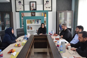 نشست صمیمی دبیرکل با کتابداران استان کرمانشاه در نهمین سفر استانی