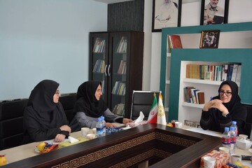 نشست صمیمی دبیرکل با کتابداران استان کرمانشاه در نهمین سفر استانی