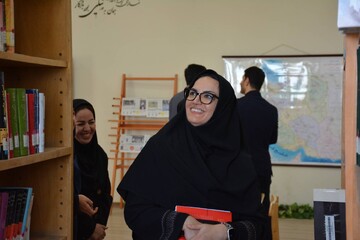 بازدید دبیرکل نهاد از کتابخانه امیرکبیر کرمانشاه