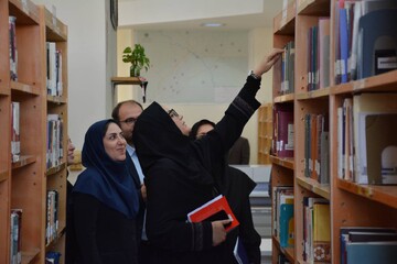 بازدید دبیرکل نهاد از کتابخانه امیرکبیر کرمانشاه
