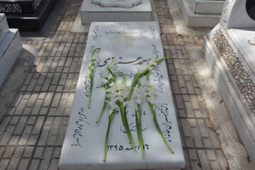 ادای احترام دبیرکل نهاد بر مزار محمدجواد محبت و احمدعزیزی 