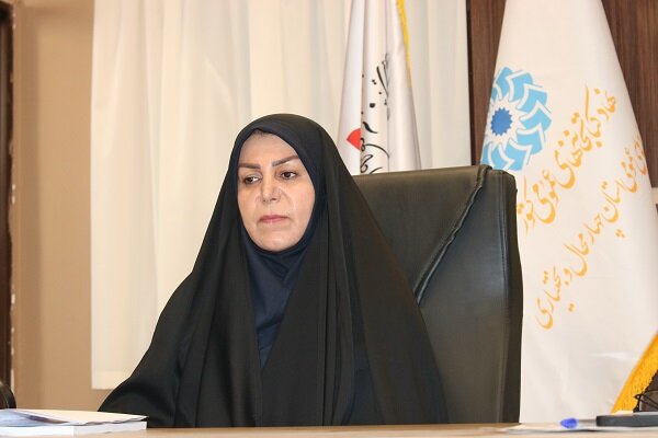 کتاب «گنج ادب» در شهرکرد رونمایی شد