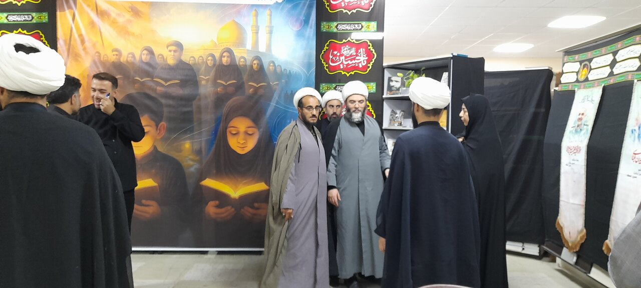 بازدید رئیس سازمان تبلیغات اسلامی از موکب کتابخانه عمومی امام رضا(ع) مهران
