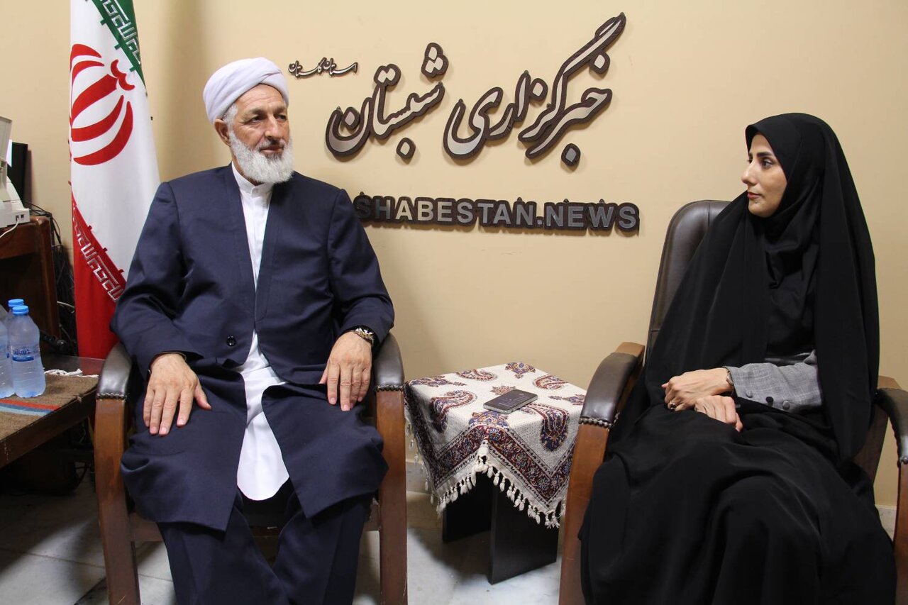 بازدید مدیرکل کتابخانههای عمومی گلستان از رسانههای استان و تجلیل از خبرنگاران