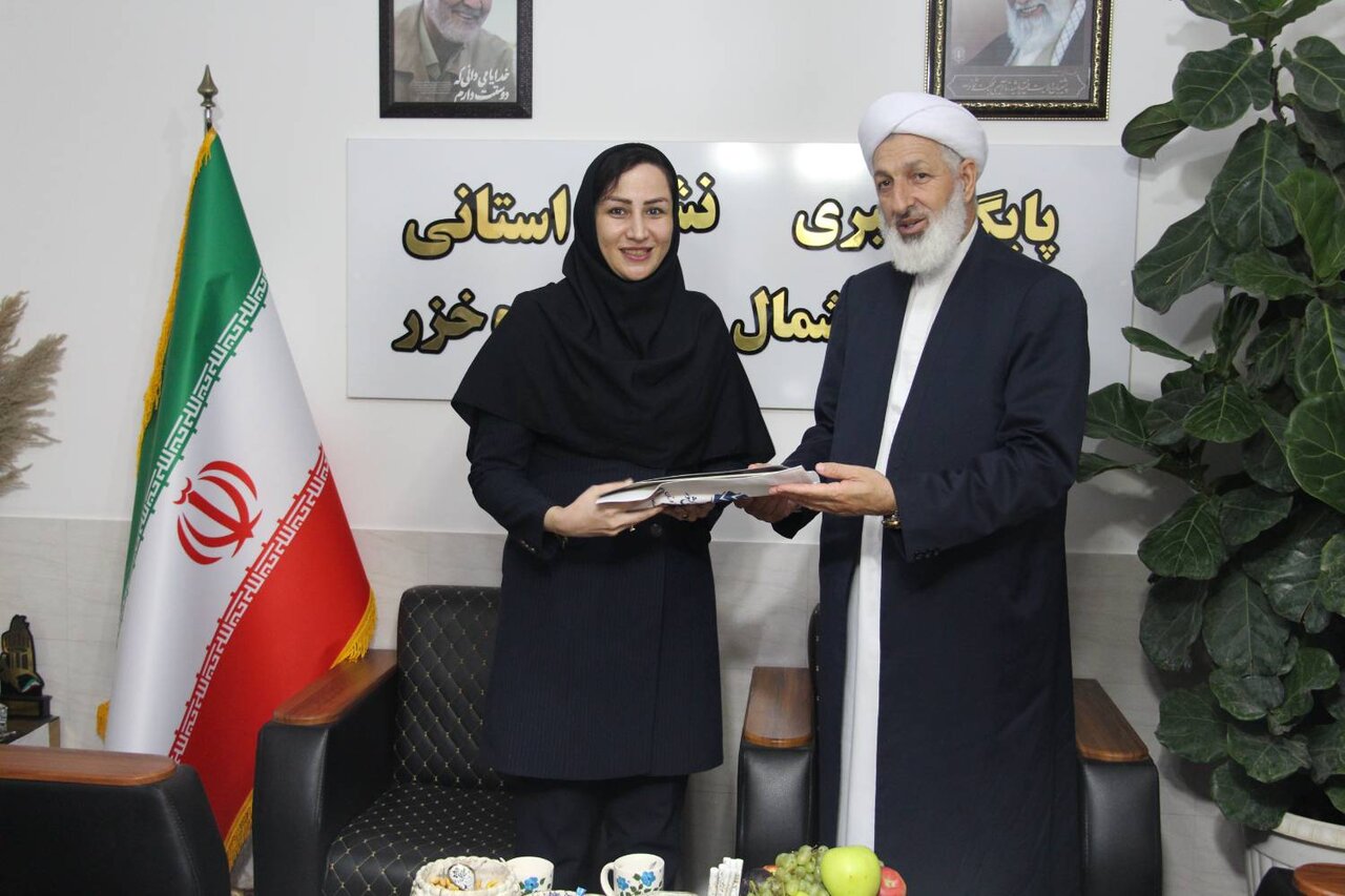 بازدید مدیرکل کتابخانه‌های عمومی گلستان از رسانه‌های استان و تجلیل از خبرنگاران