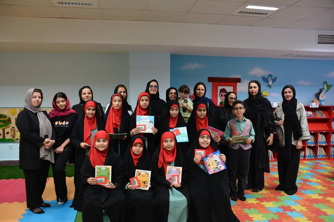 بازدید از موکبهای فرهنگی، کتابخانهها و طرحهای نیمهتمام کتابخانهای / دیدار چهره به چهره با کتابداران کرمانشاهی