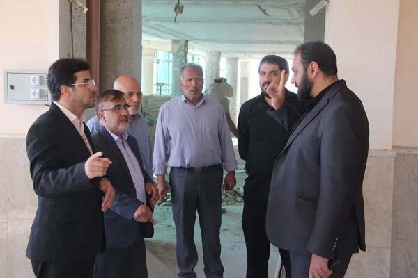 جمعی از مسئولین استان و شهرستان از کتابخانه‌های عمومی شهرستان برخوار بازدید کردند