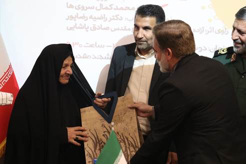 نگارش وقایع جنگ تحمیلی ابزاری جهت مانایی موضوع ایثار و مقاومت در جامعه است