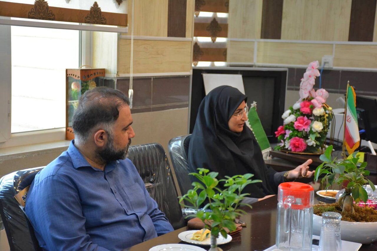 فرماندار روانسر: دهیاری‌ها می‌توانند بازوی ترویج کتاب و کتابخوانی باشند