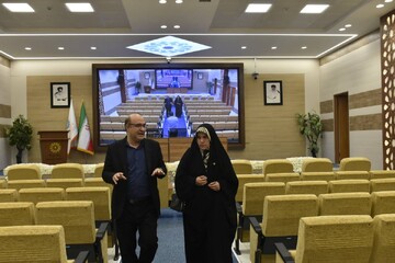 بازدید نماینده مردم میانه در مجلس شورای اسلامی از کتابخانه مرکزی تبریز