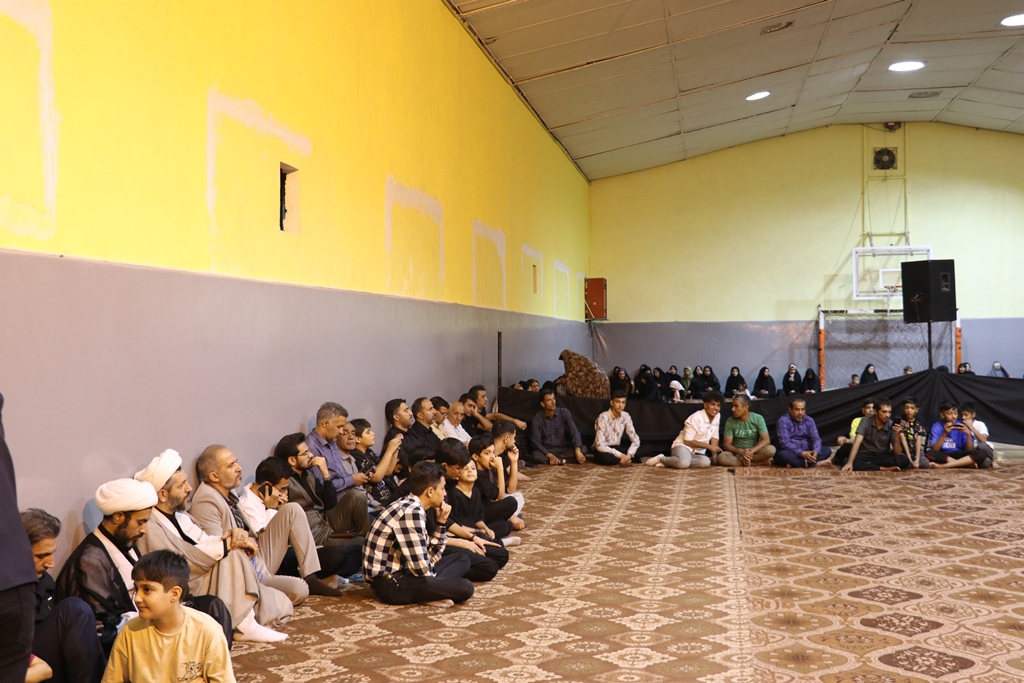 آیین شعرخوانی «بارگه غریب» به همت اداره کل کتابخانه های عمومی خراسان رضوی برگزار شد