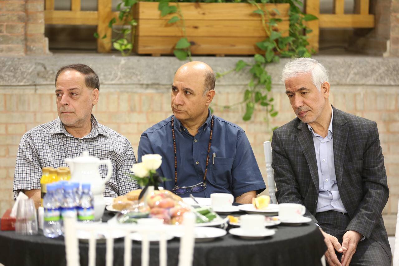 شکست قلب صبور فرشتگان از غم