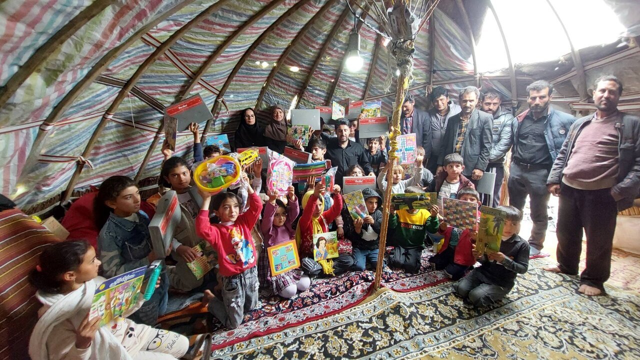 فردایی روشن در دل کوچ؛ کتابخانههای عمومی همقدم با عشایر