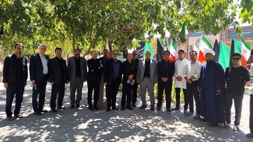 استقرار دو کتابخانه سیار پیک دانایی در مسیر ورودی زائرین حضرت ثامن الحجج(ع) به مشهد مقدس