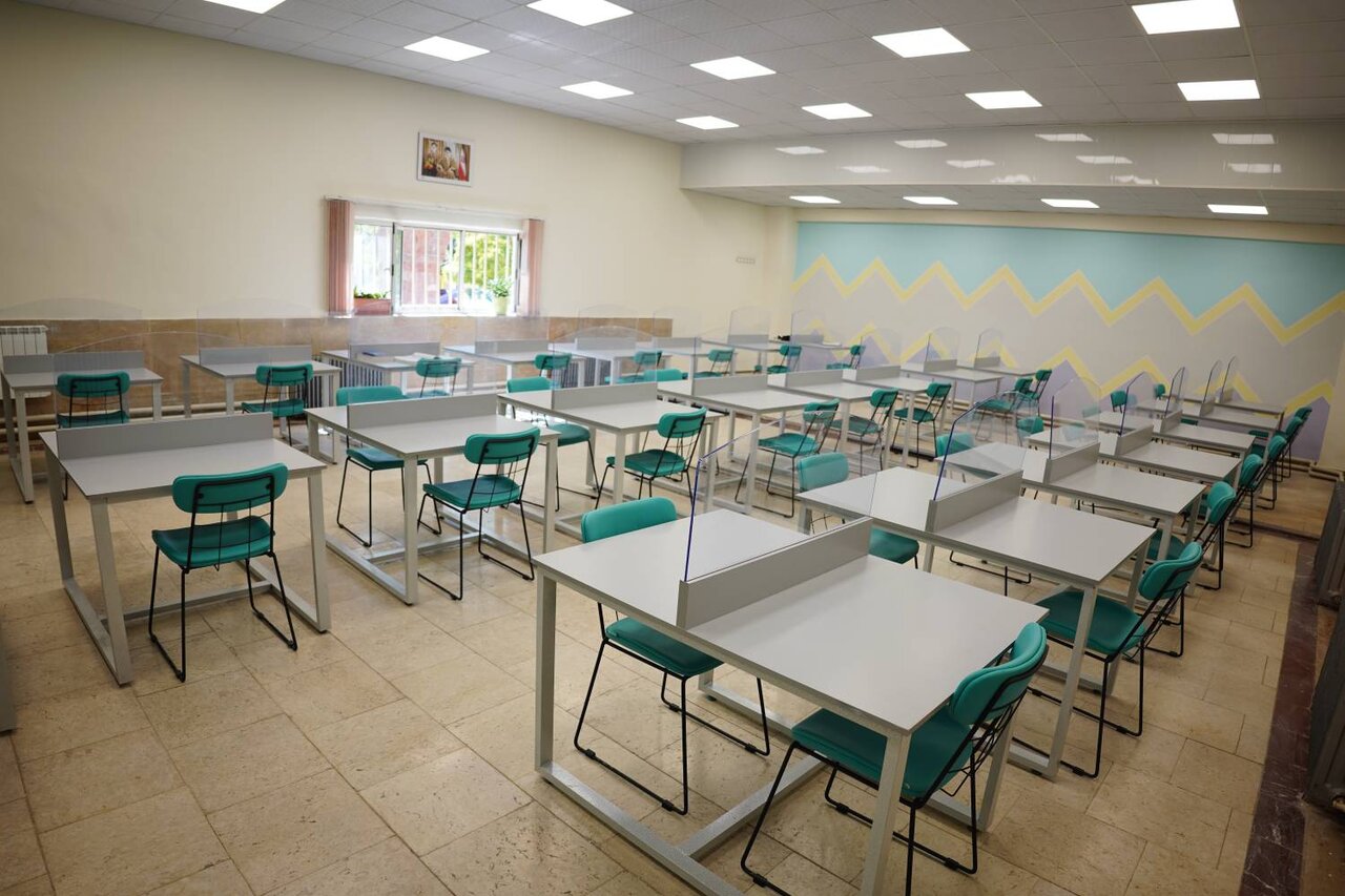 کتابخانه عمومی شهید داننده بستان آباد پس از بهسازی کلی بازگشایی شد