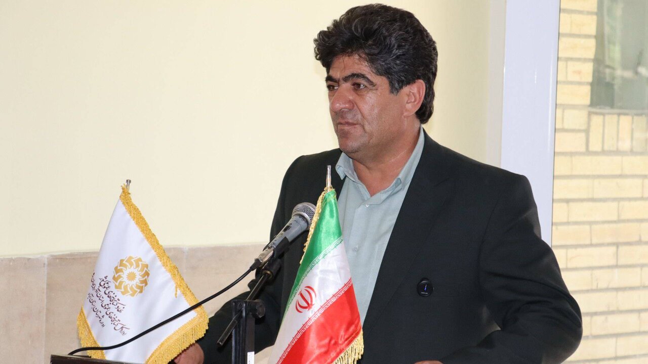 کتابخانه عمومی شهید داننده بستان آباد پس از بهسازی کلی بازگشایی شد