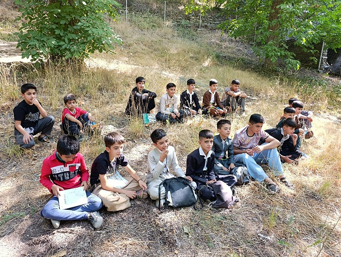 پویش «کتابخوان هوارنشین بیساران»، احیاگر سنت بومی کتابخوانی