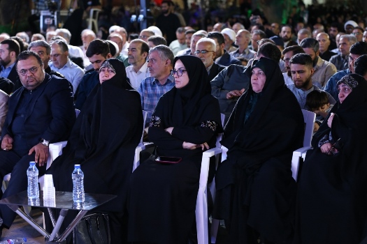 تقریظ حضرت آیتالله خامنهای بر کتاب «پاسیاد پسر خاک» رونمایی شد