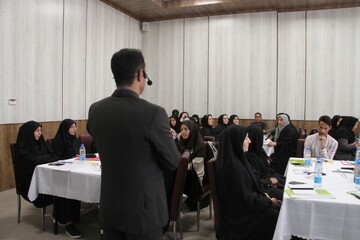 اولین روز از دوره آموزشی بوت کمپ طراحی خدمات برای نوجوانان به میزبانی استان خراسان رضوی