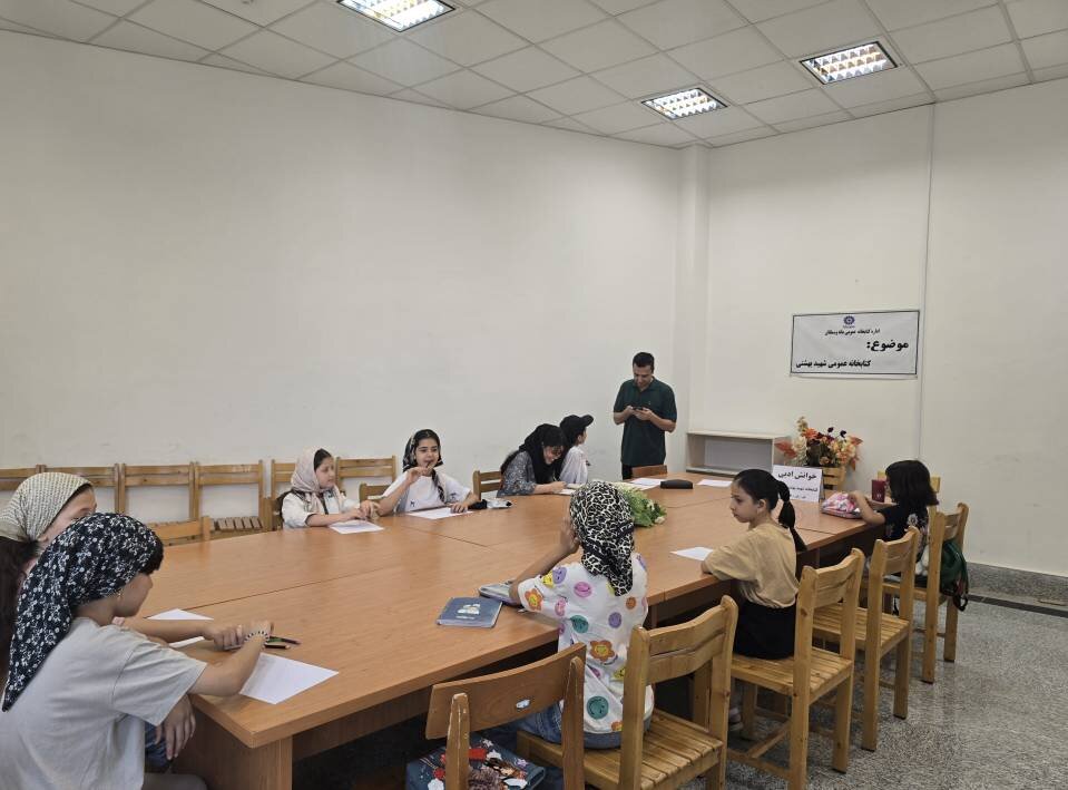 تجربه‌ای تازه از خوانش و تصویرگری ادبی در کتابخانه شهید بهشتی آشخانه